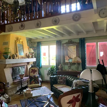 Chez Patricia בית הארחה 3*